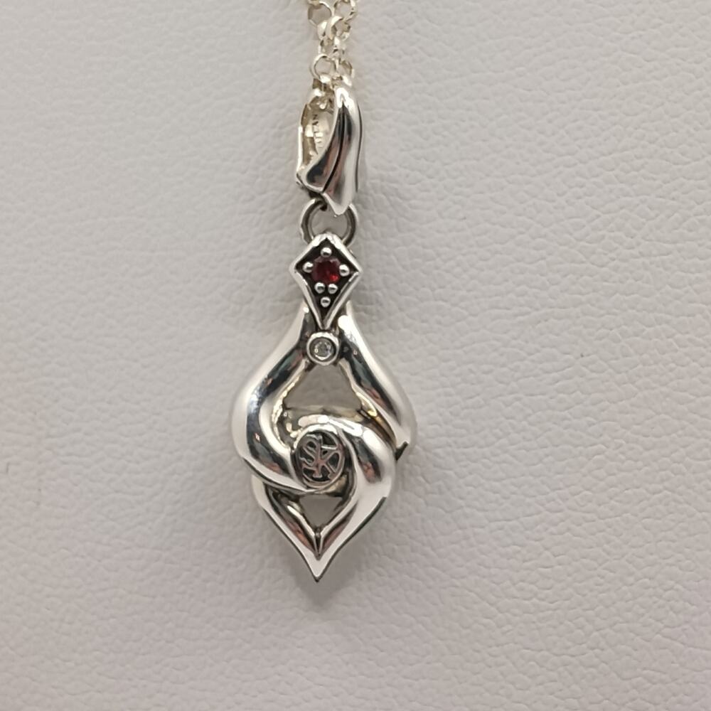 Scott Kay Sterling and Garnet Pendant on an 18-inch Rolo Chain
